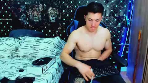 Snapshot of javiersexymann chatting on July 2026 06:04:02 AM Javier online show from July 2026 06:04:02 AM