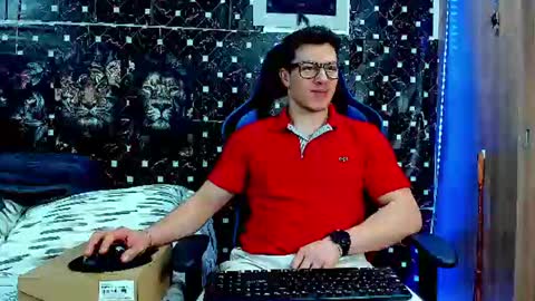 Snapshot of javiersexymann chatting on August 2026 12:46:02 AM Javier online show from August 2026 12:46:02 AM