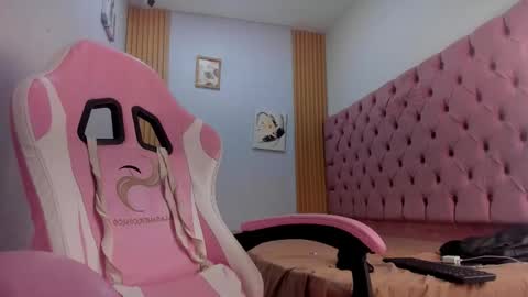 Snapshot of jax_maliq chatting on November 2025 02:45:02 AM jax_maliq online show from November 2025 02:45:02 AM