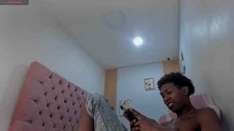 Snapshot of jax_maliq chatting on November 2025 02:43:01 AM jax_maliq online show from November 2025 02:43:01 AM