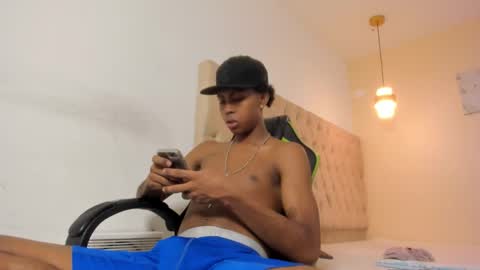 Snapshot of jax_maliq chatting on November 2025 04:48:02 AM jax_maliq online show from November 2025 04:48:02 AM