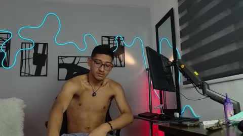 Jaxon online show from January 2026 01:49:01 PM