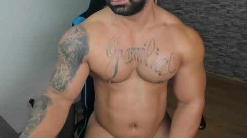Snapshot of jaxonhunk chatting on October 2025 04:51:02 AM JaxonHunk online show from October 2025 04:51:02 AM