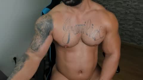Snapshot of jaxonhunk chatting on October 2025 02:25:02 AM JaxonHunk online show from October 2025 02:25:02 AM