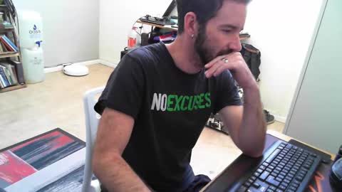 Snapshot of jay103798371 chatting on October 2025 09:46:02 AM jay103798371 online show from October 2025 09:46:02 AM