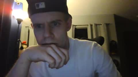 Snapshot of jaybrik92 chatting on May 2026 02:17:01 AM Jlio Delgauto online show from May 2026 02:17:01 AM