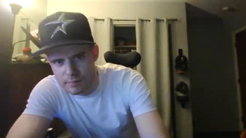 Snapshot of jaybrik92 chatting on June 2026 02:14:01 AM Jlio Delgauto online show from June 2026 02:14:01 AM