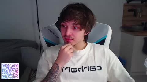 Jayce online show from November 2025 12:27:01 PM