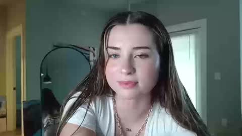 Snapshot of jaydesilver2 chatting on September 2025 10:53:02 PM Jayde online show from September 2025 10:53:02 PM