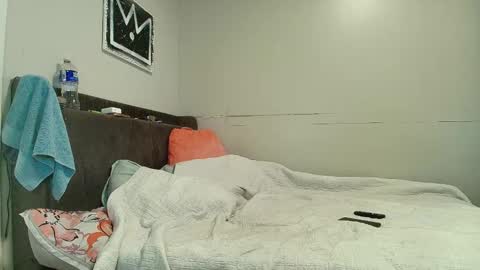 Naomiruty online show from December 2025 05:57:02 AM