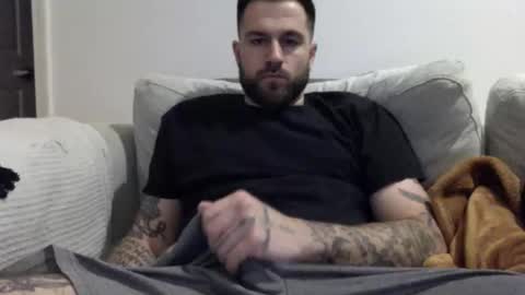 jayg333 online show from April 2026 12:43:02 AM