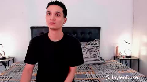 Jaylen and duke online show from December 2025 11:06:02 AM