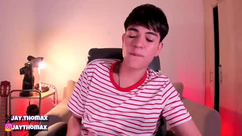 jaythomax online show from February 2025 09:49:01 PM