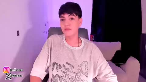 jaythomax online show from October 2025 12:41:02 AM