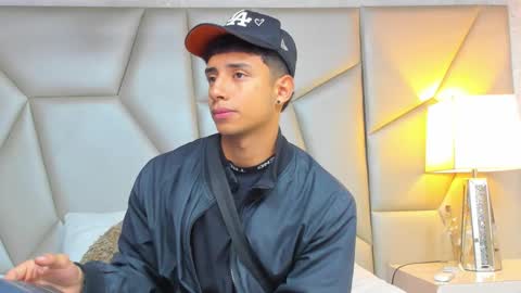 Snapshot of jaze_bradley chatting on March 2025 11:21:01 AM jaze_bradley online show from March 2025 11:21:01 AM