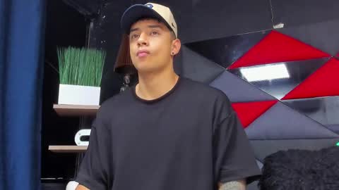 Snapshot of jaze_bradley chatting on December 2025 11:19:01 AM jaze_bradley online show from December 2025 11:19:01 AM