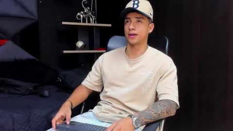 Snapshot of jaze_bradley chatting on December 2025 11:30:02 AM jaze_bradley online show from December 2025 11:30:02 AM