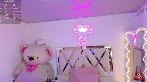 Jazmin  online show from November 2025 11:53:02 AM