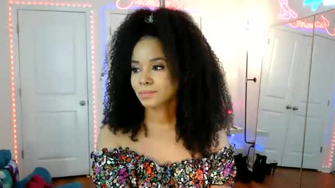 Snapshot of jazminefox chatting on June 2026 03:32:02 PM Jazmine Fox online show from June 2026 03:32:02 PM