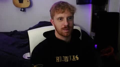 Snapshot of jb_cams chatting on December 2024 06:55:02 PM jb_cams online show from December 2024 06:55:02 PM