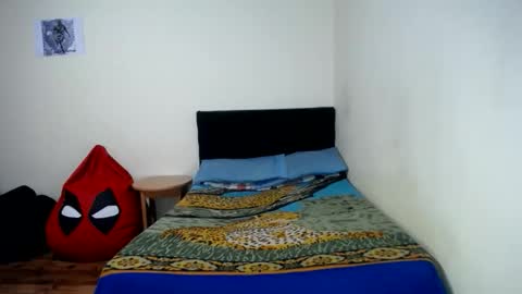 jboy_s online show from December 2025 02:51:02 AM