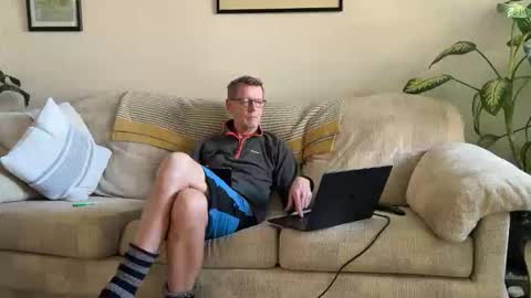 Jon online show from March 2026 04:21:02 PM