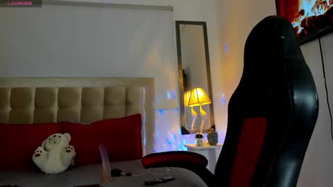 Snapshot of jdaniel_shellby chatting on February 2025 04:36:02 AM jhon online show from February 2025 04:36:02 AM