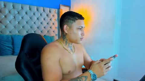 Snapshot of jdaniel_shellby chatting on November 2025 01:49:01 AM jhon online show from November 2025 01:49:01 AM