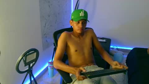 Snapshot of jean_widow chatting on November 2025 03:55:01 PM Jean Widow online show from November 2025 03:55:01 PM