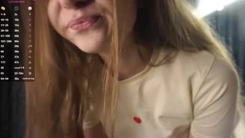 Haily online show from October 2025 06:08:01 PM