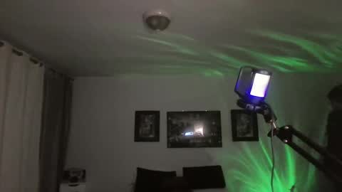 Snapshot of jeanpierbello7 chatting on February 2025 11:23:02 PM jean pier bello Silva online show from February 2025 11:23:02 PM