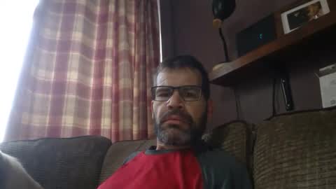 Snapshot of jediknight2 chatting on December 2025 09:18:01 AM Matt online show from December 2025 09:18:01 AM