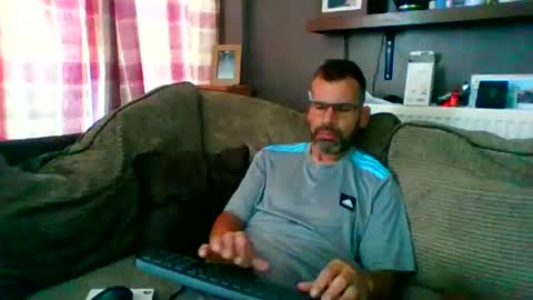 Snapshot of jediknight2 chatting on August 2026 11:31:02 AM Matt online show from August 2026 11:31:02 AM
