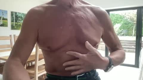 Snapshot of jeeves200 chatting on November 2025 10:58:01 AM Sensual Jeeves online show from November 2025 10:58:01 AM