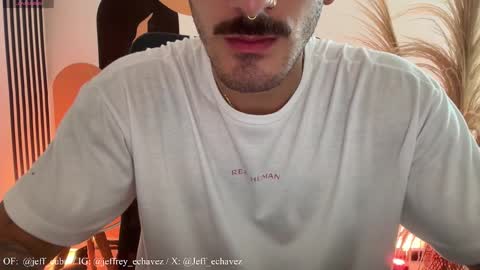 Jeff and Mugi  Independent model online show from November 2025 03:55:02 PM