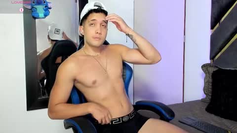 Snapshot of jeicob_stone1 chatting on February 2026 06:12:01 AM JEICOB STONE online show from February 2026 06:12:01 AM