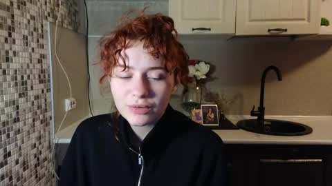 Snapshot of jelly_cherry chatting on June 2026 09:16:02 PM Emily online show from June 2026 09:16:02 PM
