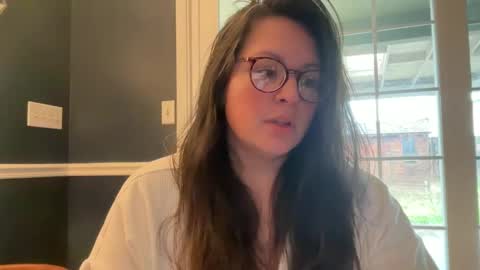 Snapshot of jellybeanin chatting on December 2024 08:27:02 PM Jelli online show from December 2024 08:27:02 PM