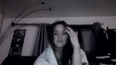 jen4funandspice online show from April 2026 05:18:02 AM