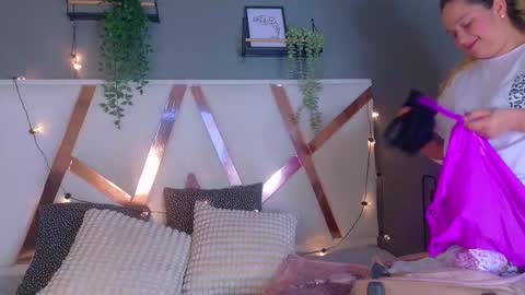 Jena  online show from March 2026 01:31:02 AM