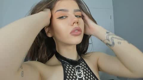 Dolly online show from January 2025 07:27:01 PM