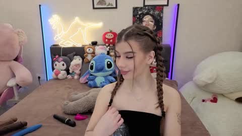 Dolly online show from January 2026 01:27:02 PM