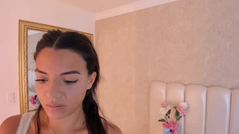 Snapshot of jenifferlopez_ chatting on November 2025 05:12:01 PM Samanta online show from November 2025 05:12:01 PM