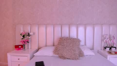 Snapshot of jenifferlopez_ chatting on December 2025 07:53:01 PM Samanta online show from December 2025 07:53:01 PM