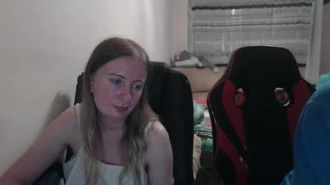 JenisAndPeter online show from September 2025 06:41:02 PM