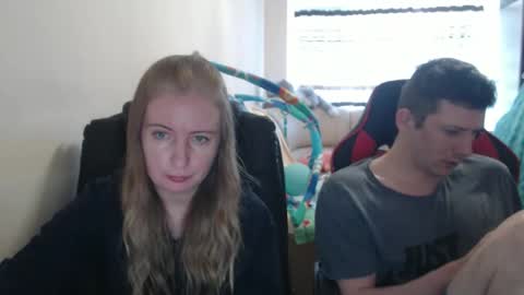 JenisAndPeter online show from September 2025 08:05:01 AM