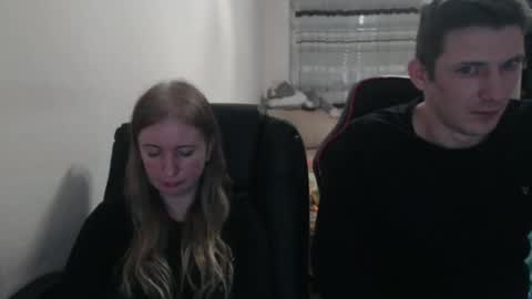 JenisAndPeter online show from September 2025 08:25:01 PM