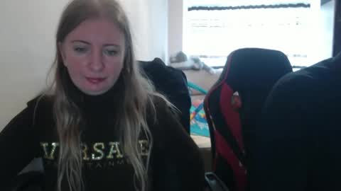 JenisAndPeter online show from October 2025 08:11:02 AM