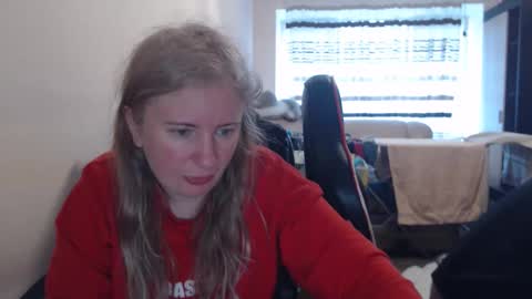 JenisAndPeter online show from April 2026 05:13:01 AM