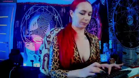 Snapshot of jennalovvee chatting on January 2025 08:56:01 AM Mrs. Jenna online show from January 2025 08:56:01 AM